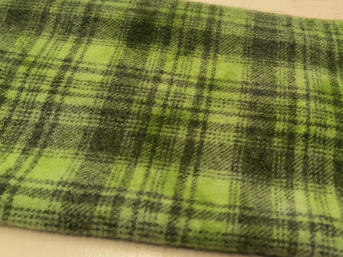 Avocado Hand Dyed Plaid Wool (Medium)