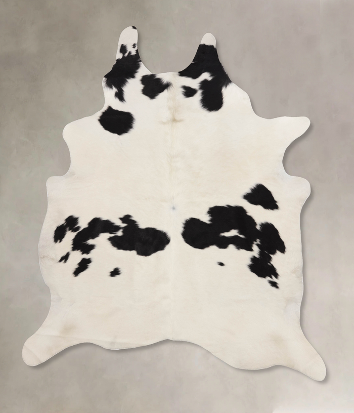 Black and White Cowhide Rug #B10441