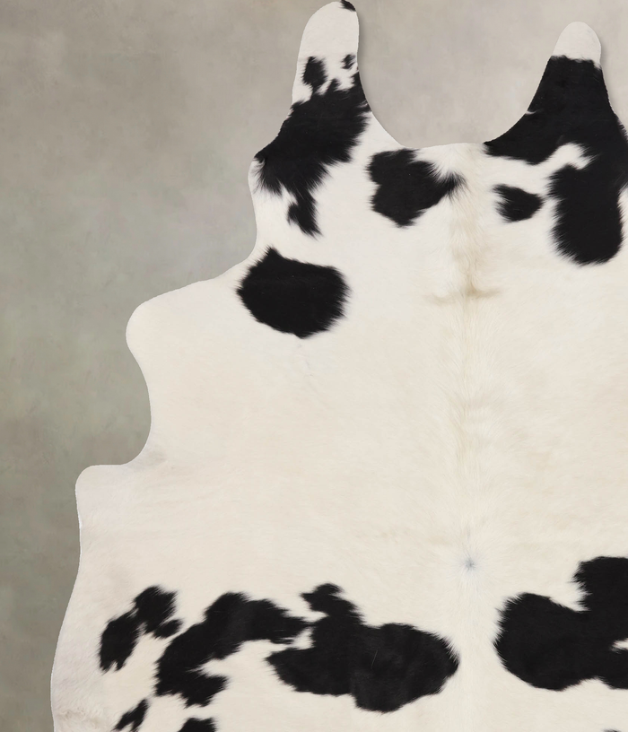 Black and White Cowhide Rug #B10441