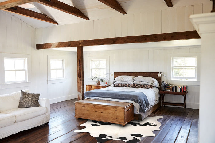 Black and White Cowhide Rug #B10441