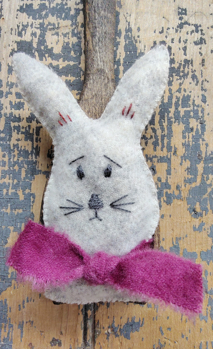 Bunny Egg Spooner Paper Pattern
