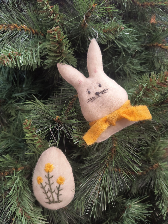 BUNNY EGGS? Paper Pattern