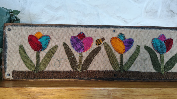 Busy Bees Board Runner Paper Pattern