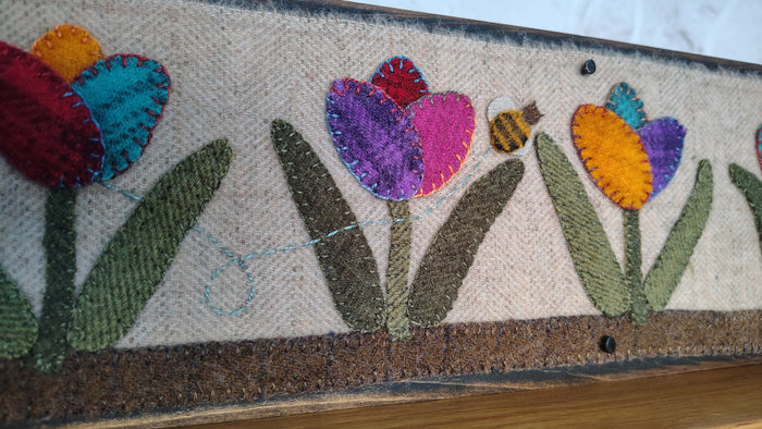Busy Bees Board Runner Paper Pattern