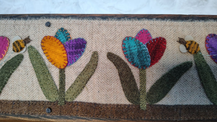 Busy Bees Board Runner Paper Pattern