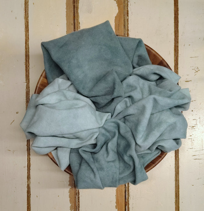 COUNTRY GREEN 01 M Hand Dyed Wool