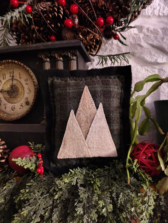 Evergreen Pillow Paper Pattern