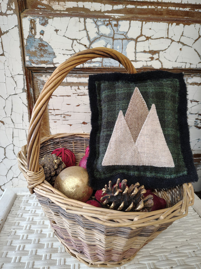 Evergreen Pillow Paper Pattern