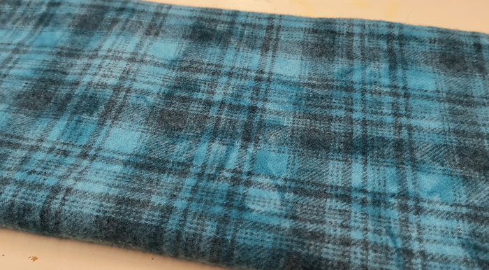 FOREST GREEN Hand Dyed Plaid Wool (Medium)