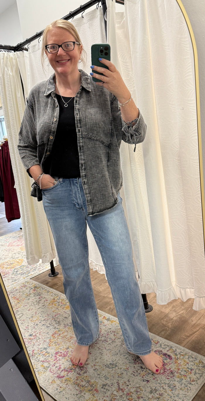 Judy Blue  HW Tummy Control Contrast Wash Straight Jeans - Posh West Boutique