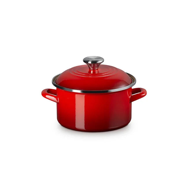 Le Creuset Petite Stockpot: 3.8 QT, Cerise