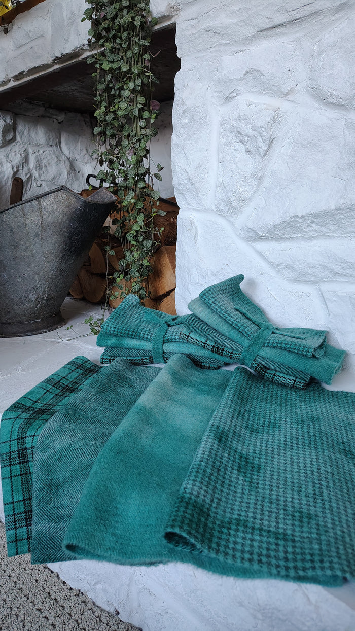 Mallard Hand Dyed Wool Fat Eighth Bundle