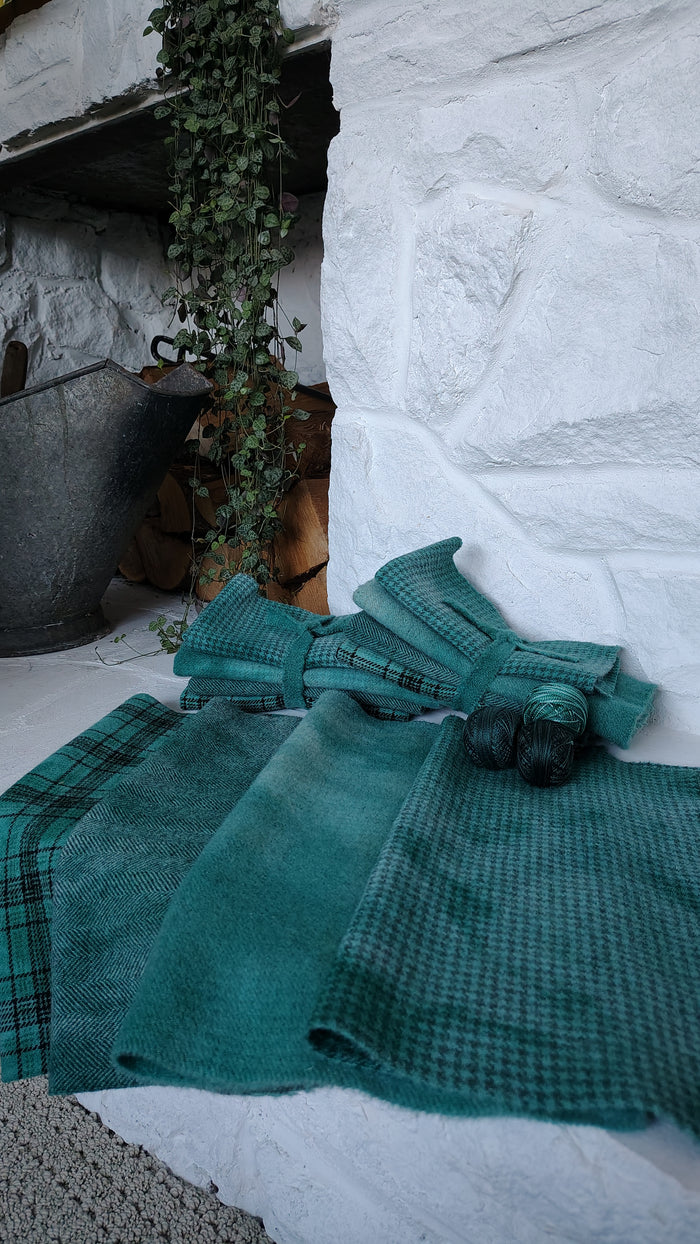 Mallard Hand Dyed Wool Fat Eighth Bundle