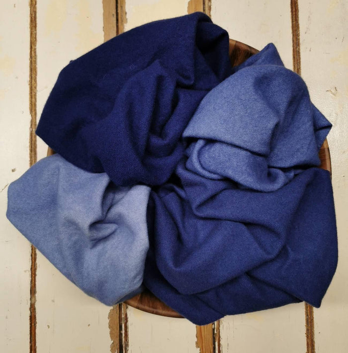 NAVY 03 Hand Dyed Wool - All About Ewe Wool Shop