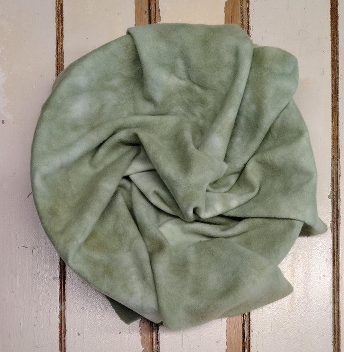 OLIVE DRAB 03 M Hand Dyed Wool
