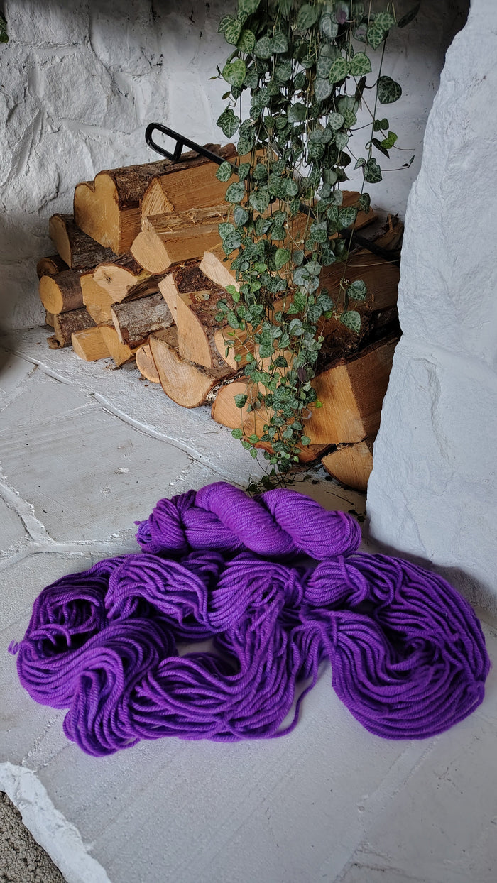 Poppin' Purple 01 M Hand Dyed Wool Yarn (Wholesale)