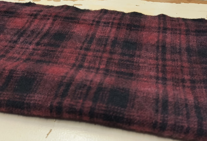 RED Hand Dyed Plaid Wool (Dark)