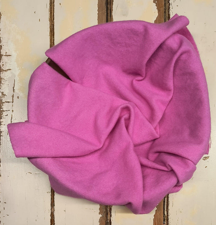 RED VIOLET 03 Hand Dyed Wool - All About Ewe Wool Shop