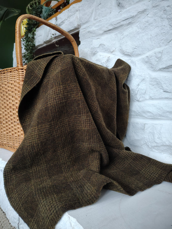 Saffron Hand Dyed Wool Fat Sixteenth Bundle