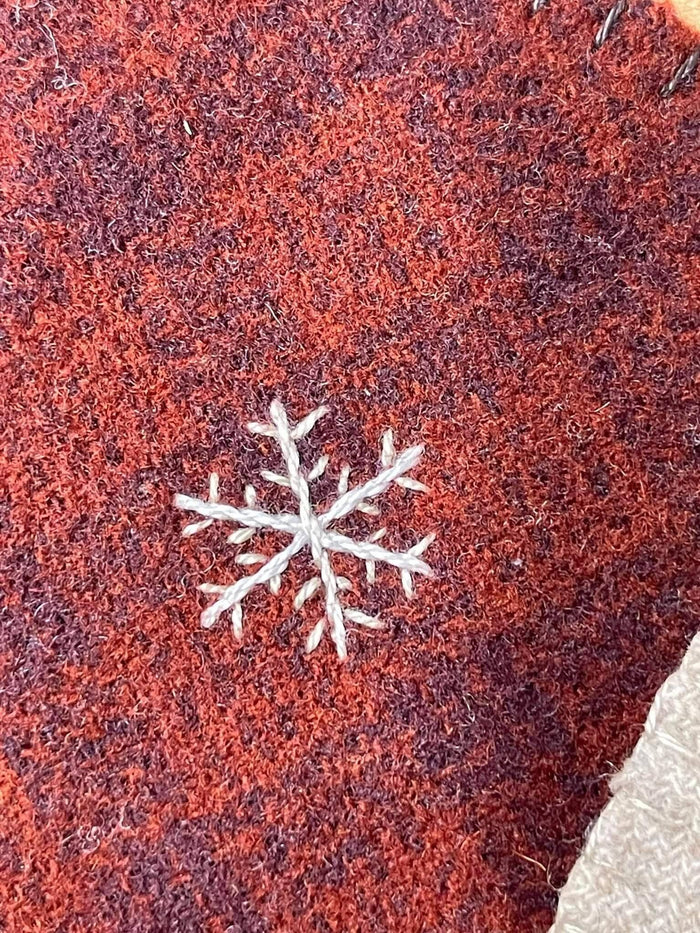 SNOW DANCE MAT Kit - All About Ewe Wool Shop