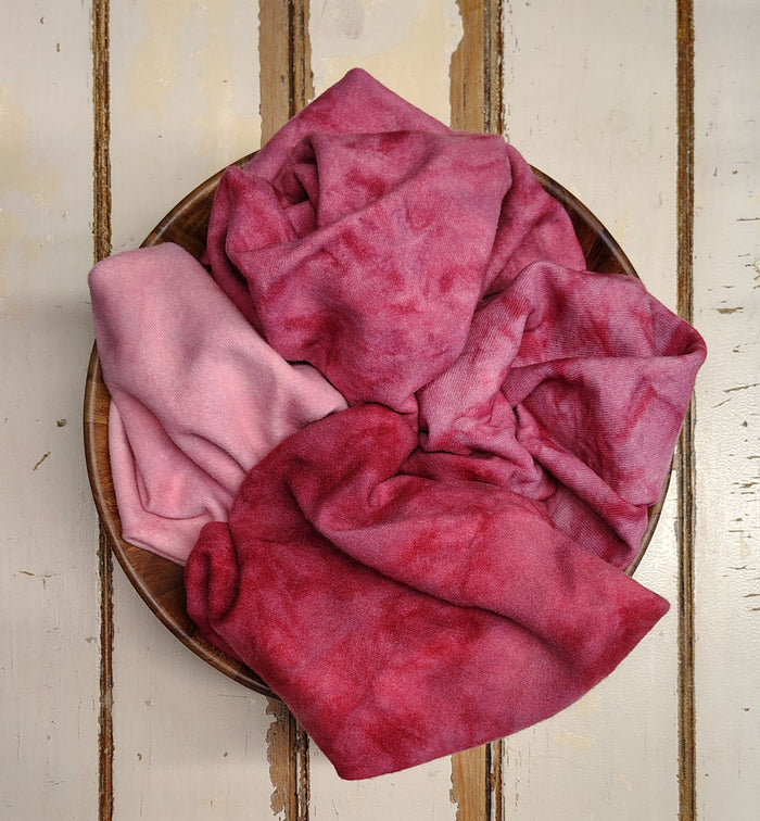 WINE ROSE 02 M Hand Dyed Wool